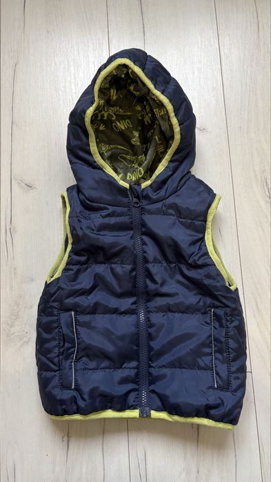 Нова безрукавка Lupily 98 р