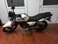 KEEWAY RKS 125 bom estado