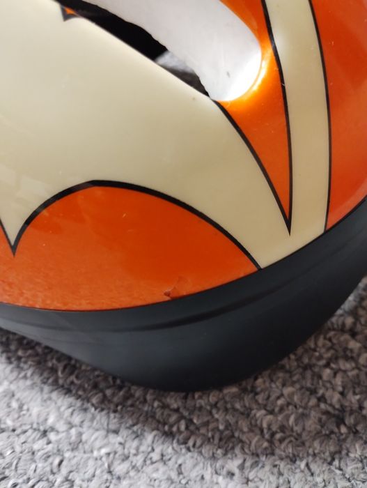 Kask dziecięcy regulowany na rower
