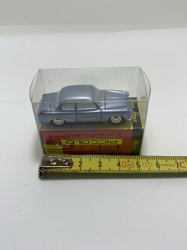( V ) _ Borgward Isabella Schuco Piccolo 1:90