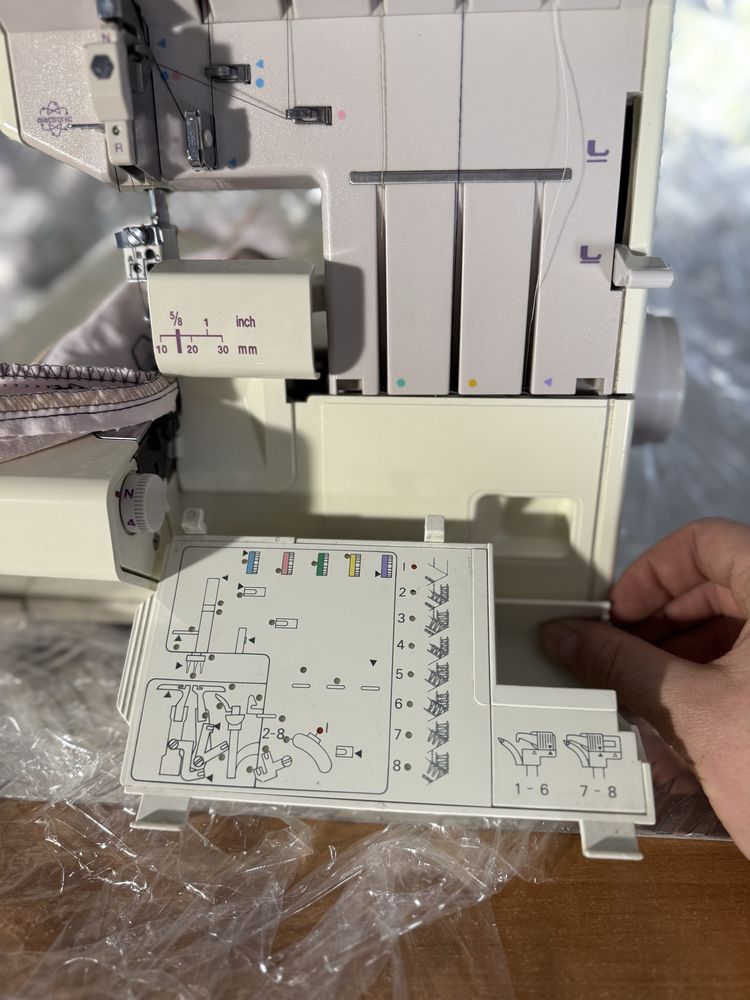 Hobbylock 799 pfaff niemiecmi overlock idealny stan, 5 nitkowy