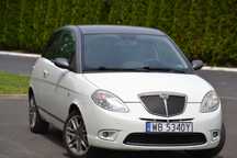 Lancia Ypsilon 1.4 benzyna-6 biegowa-2008-klimatyzacja