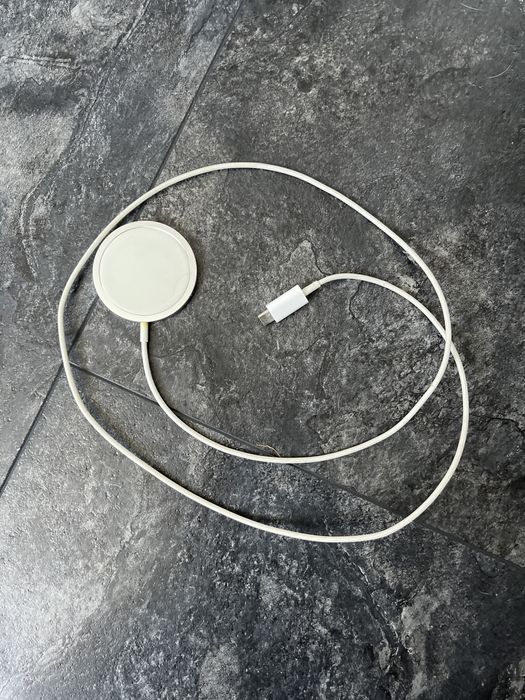 Ładowarka Indukcyjna