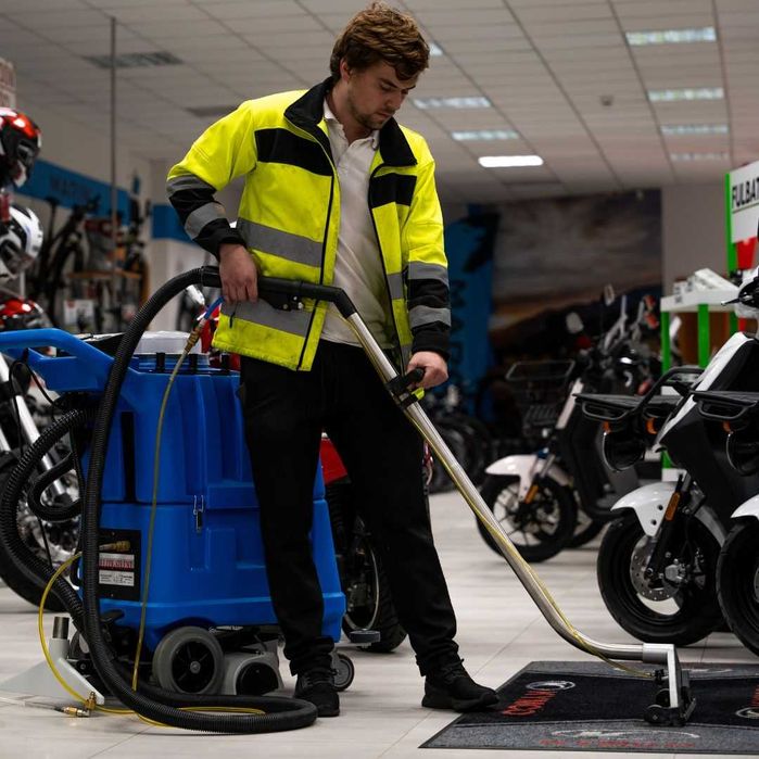 Odkurzacz piorący karcher PUZZI wynajem