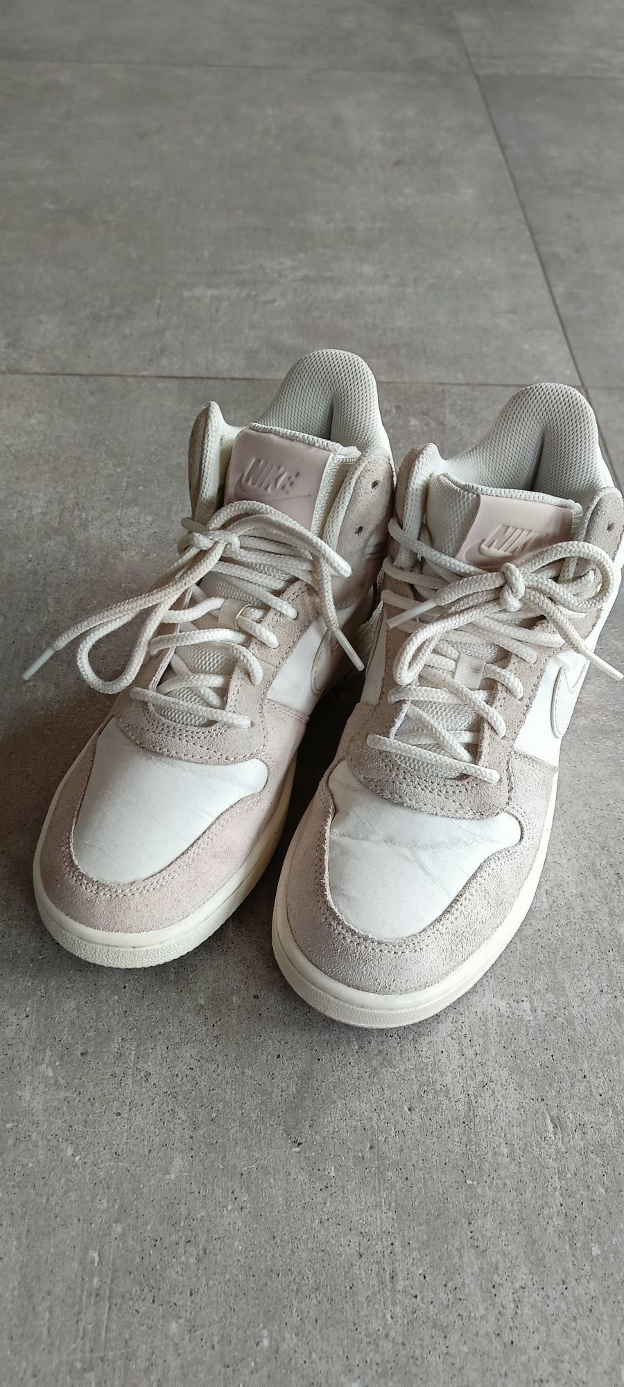 Nike court borough rozmiar 36,5