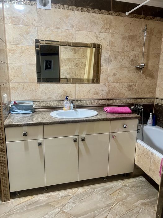 Квартира подобово ,район Вишенька ,Келецька 99 б,новобуд