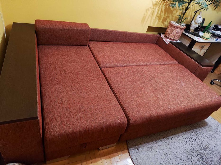 Спальний куток-диван