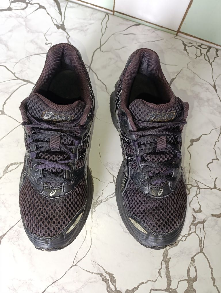 Asics cumulus p.42 GT-1000,2000, Kayano, lyte v, Nimbus