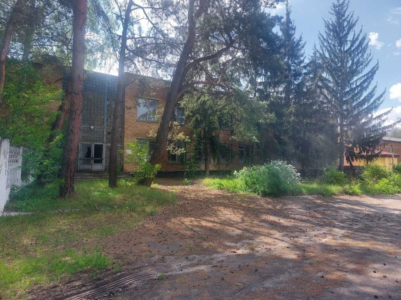 Продаж виробничо-складських приміщень с.Мліїв