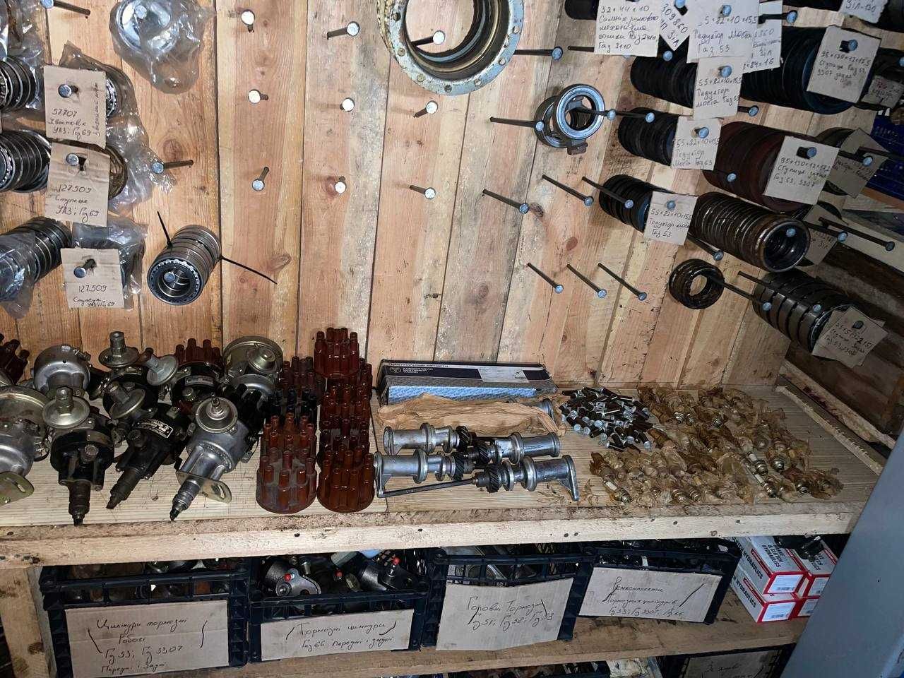 Трамблер, привід трамблера, свічки Газ 51 Газ 52, Газ 53, Газ 66, Зіл