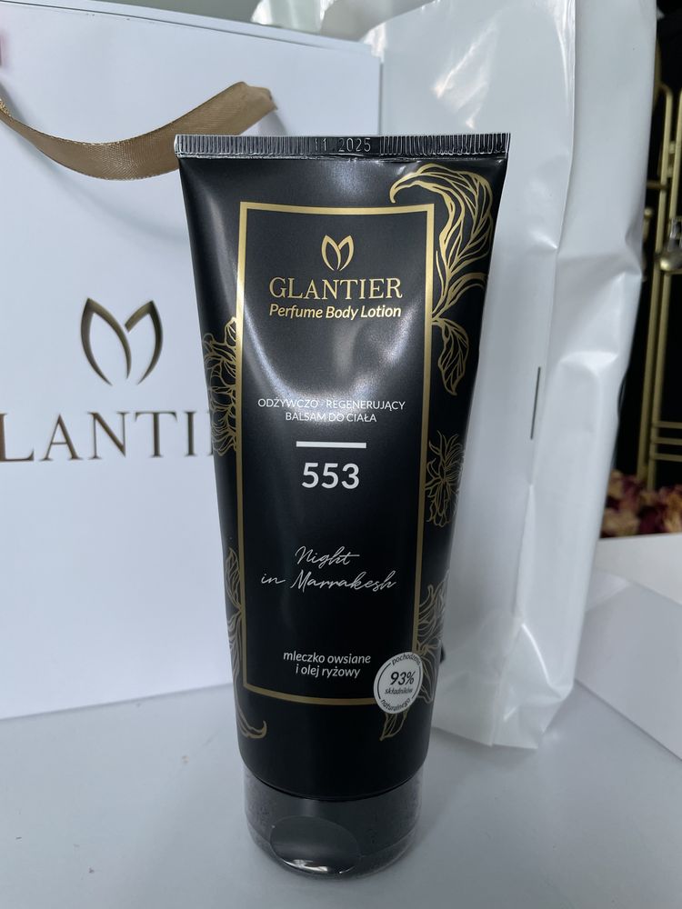 Balsam Do Ciała Odżywczo-Regenerujący 553 - 200 Ml Carolina Herrera