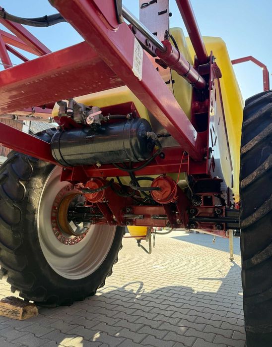 Opryskiwacz Hardi Navigator 3000 gps #Navigator #Commander #berthoud