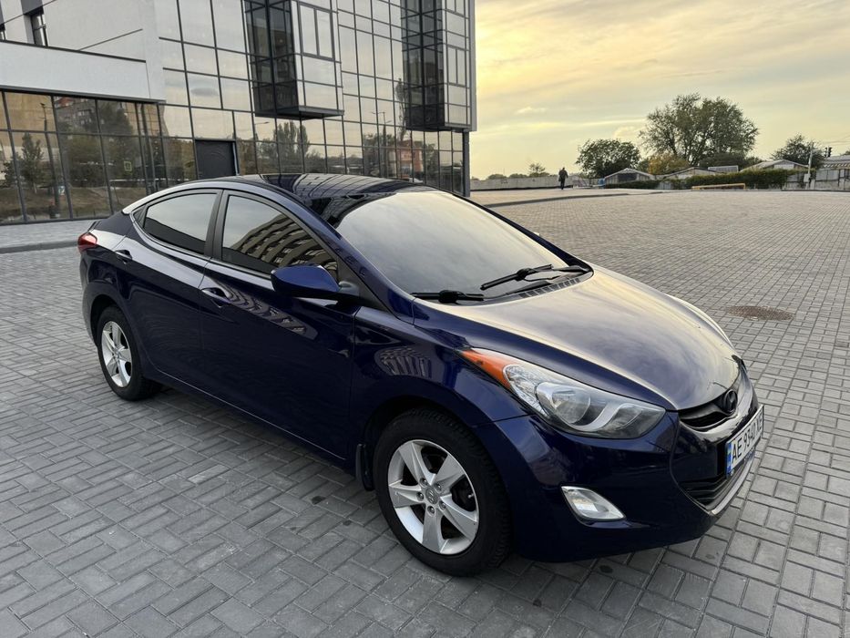 Hyundai Elantra 2013