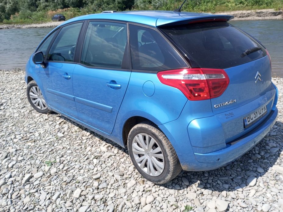 Citroen C4 Продам хороший автомобіль
