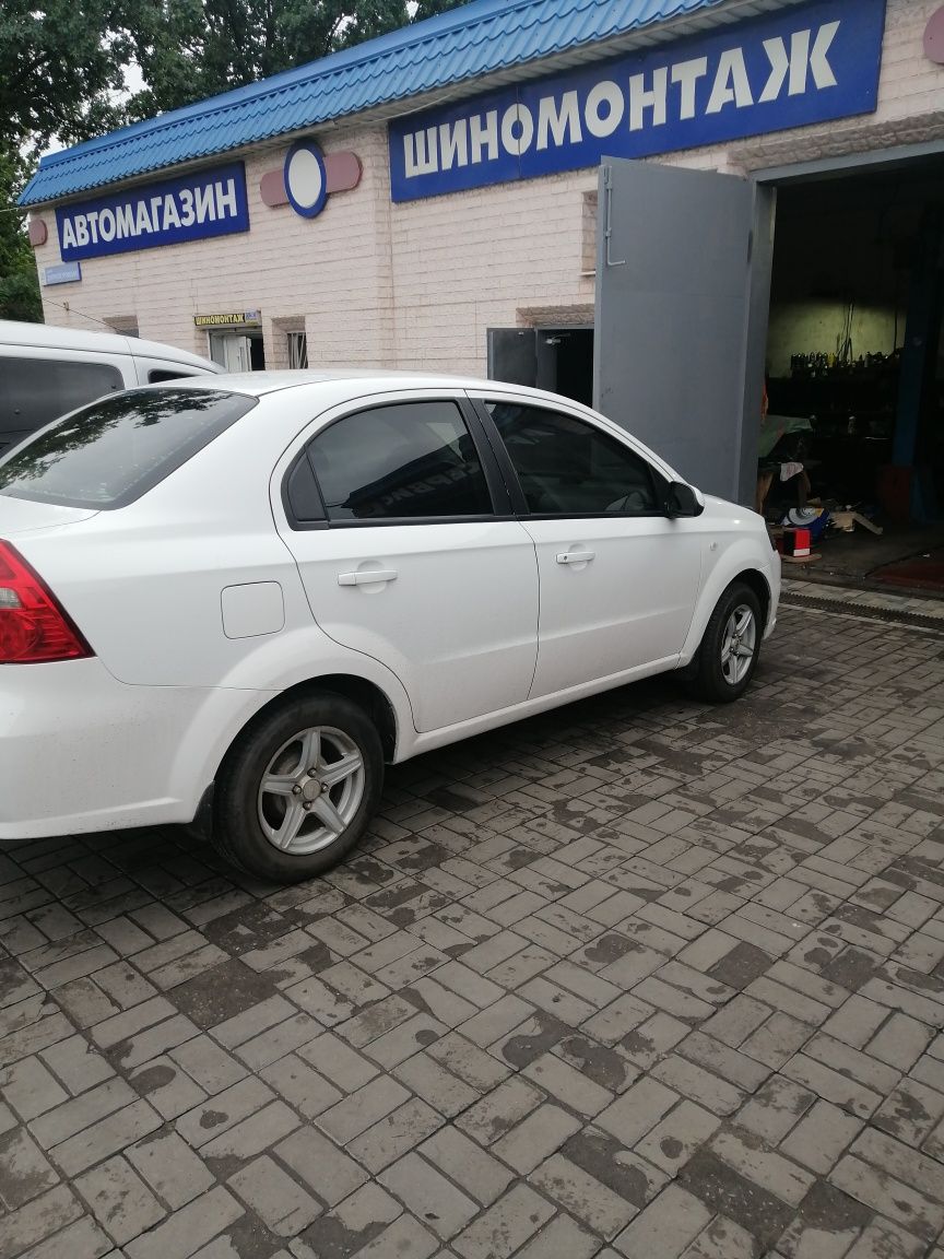 Chevrolet Aveo 1.6 2008 — на ходу, бюджетный