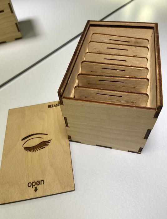 Бокс для зберігання вій