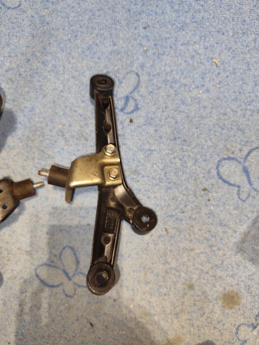 Mocowanie łapa wspornik silnika KTM RC 125 Duke