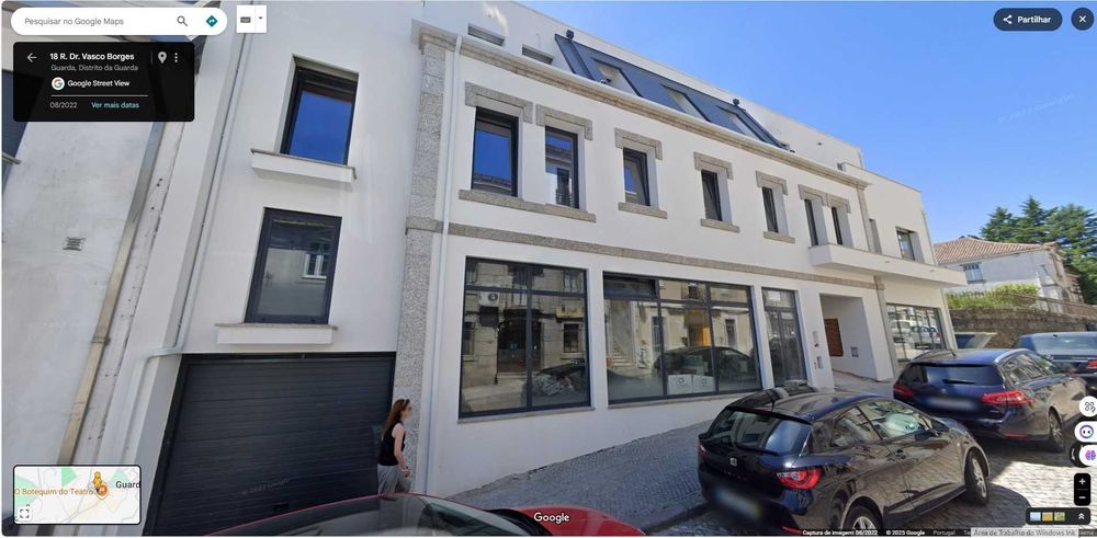 Quarto individual c/ WC privativa (suite)