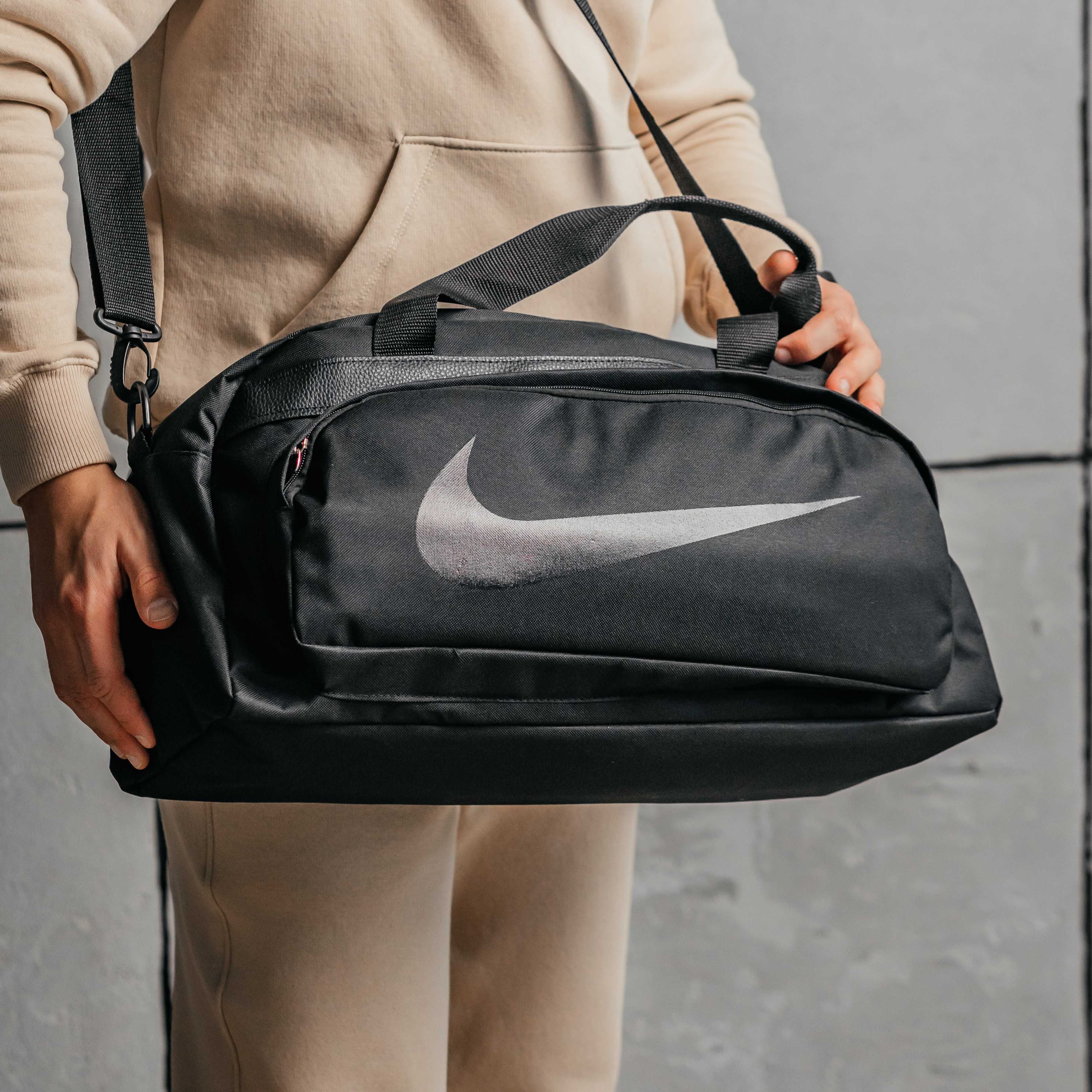 Спортивна сумка Nike. Два відділення + знімний ремінь!
