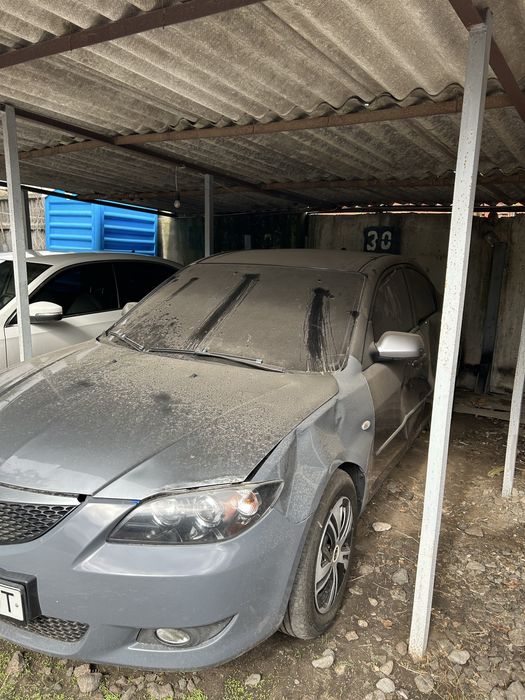 Продам мазду 3 2004