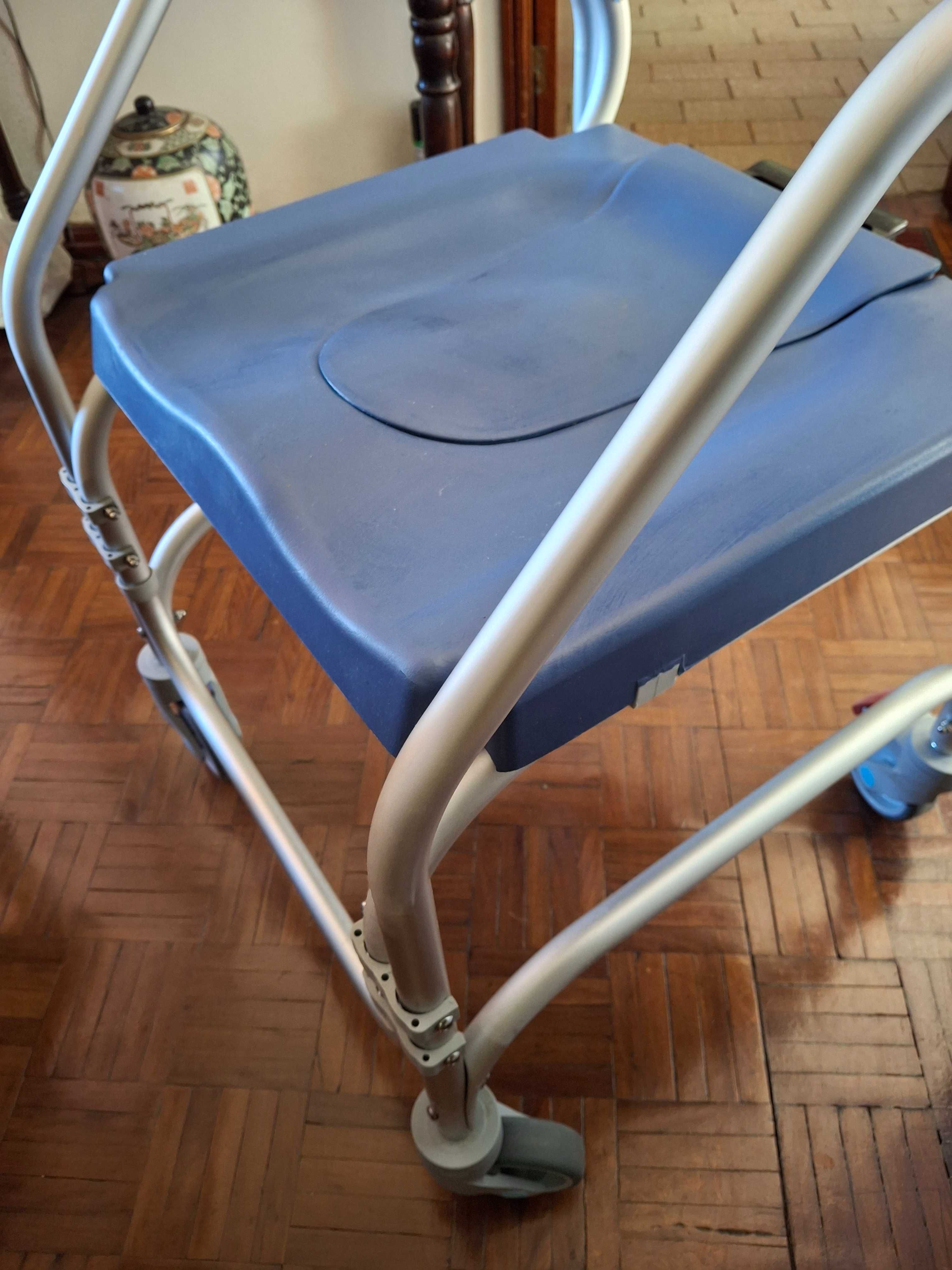 Cadeira Sanitária Orthos XXI