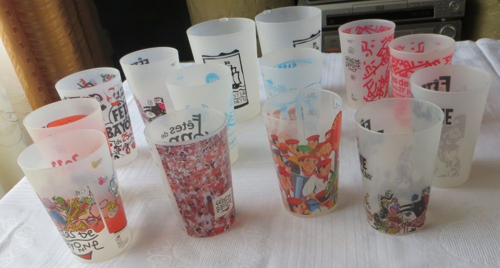 Copos criança, ecológicos, divertidos 15 peças da Ecocup