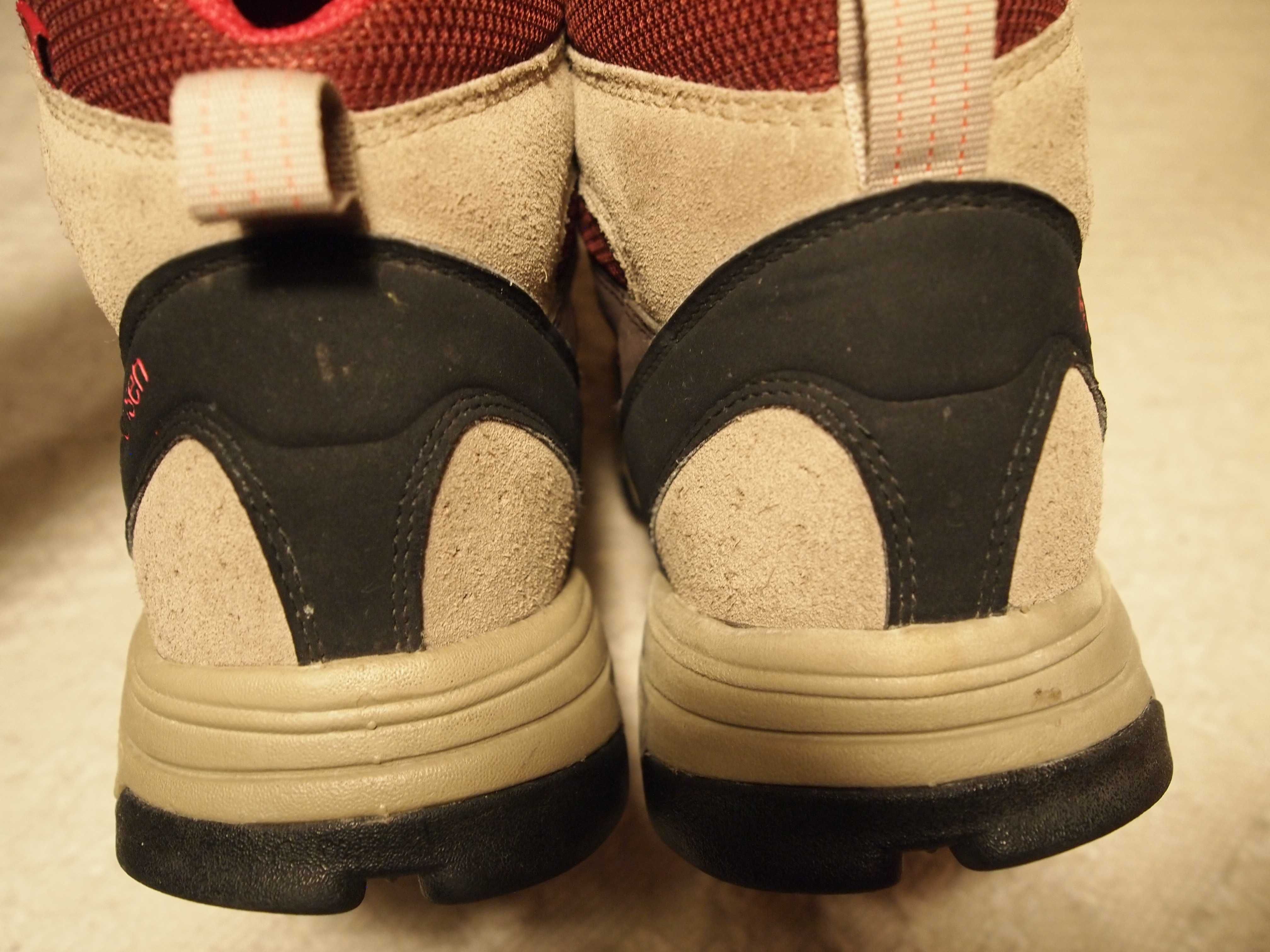 HELLY HANSEN  buty ocieplane,  rozmiar 38, używane