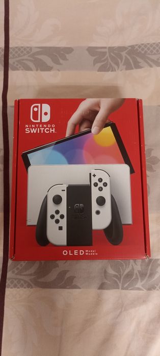 Pudełko od Nintendo Switch Oled
