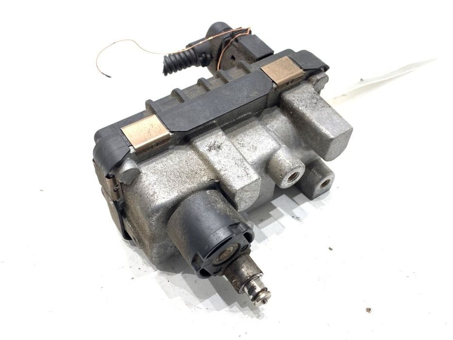 NASTAWNIK TURBOSPRĘŻARKI - 222.00 PLN - BMW X1 (E84) 2009 - 2015 sDrive 18 d 105 kW [143 KM] olej