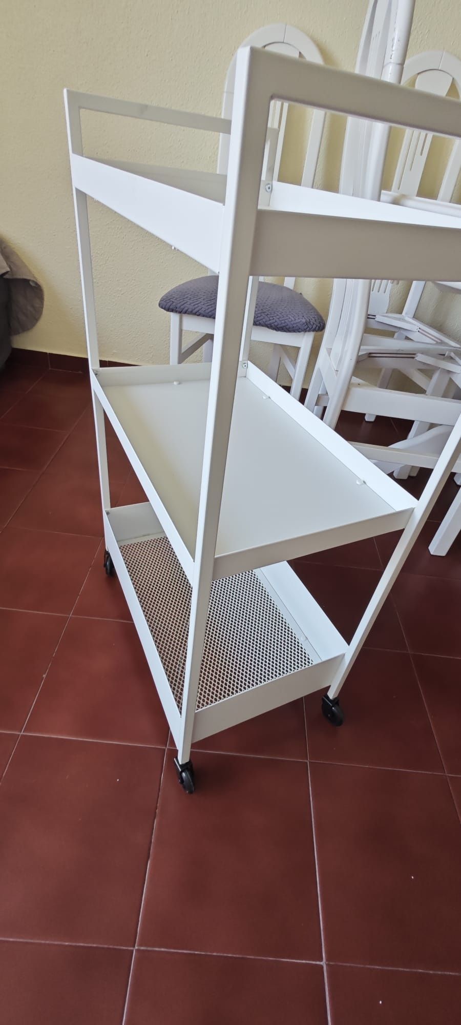 Carrinho branco ikea