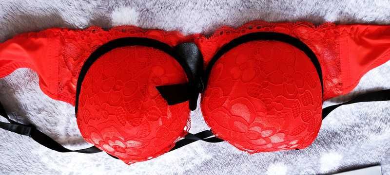 Czerwony biustonosz ESOTIQ push up WILD RED - PREZENT WIELKANOC