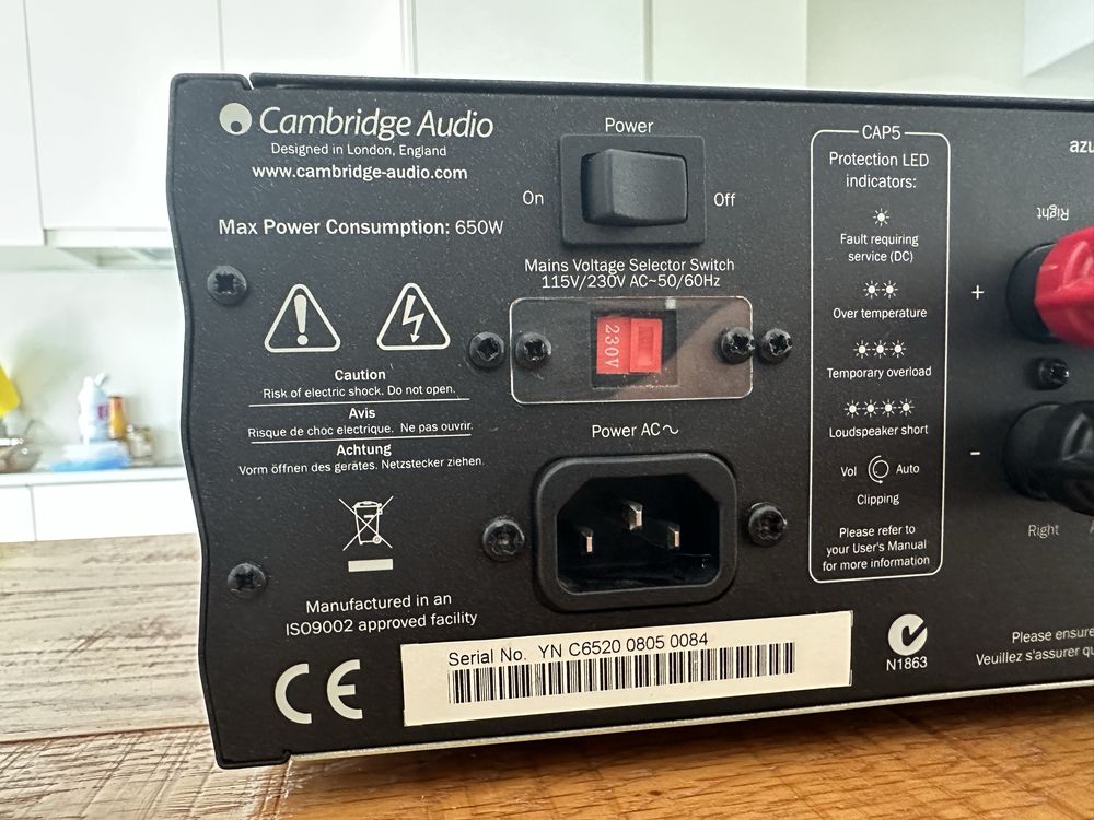 Amplificador Cambridge Audio Azur 540A