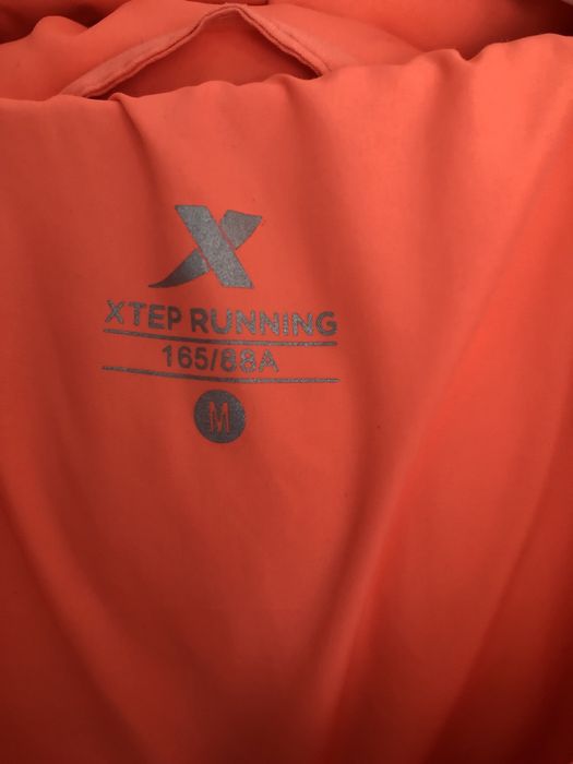 Теплая куртка пуховик на девочку 10-11 лет , рост до 160 см