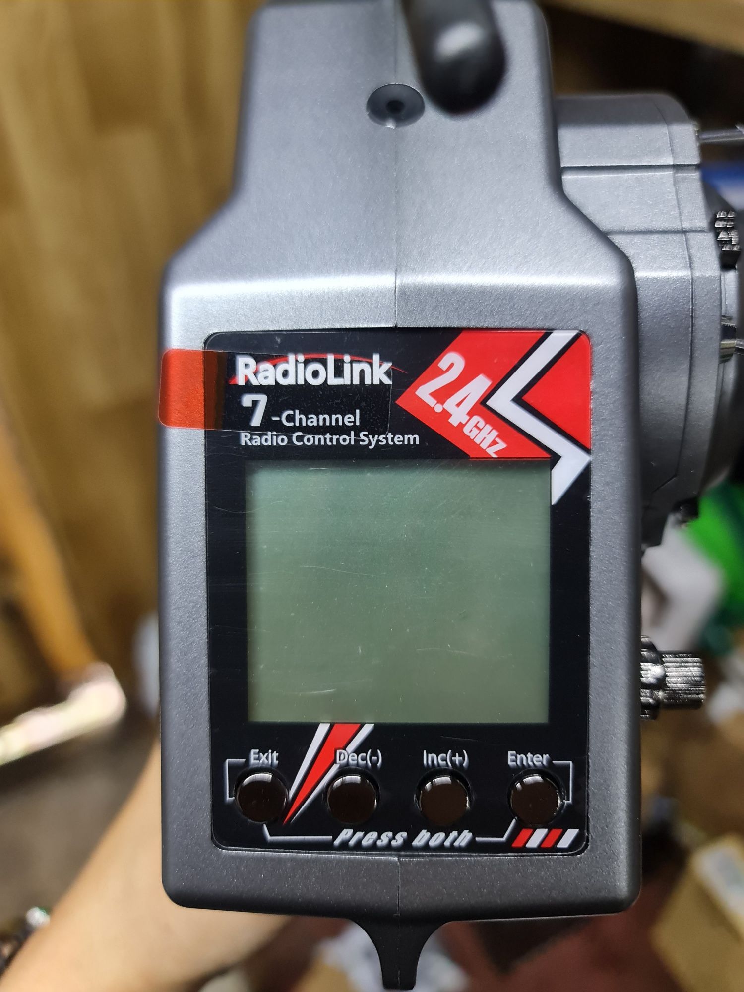 Radio odbiornik 7 kanałowy