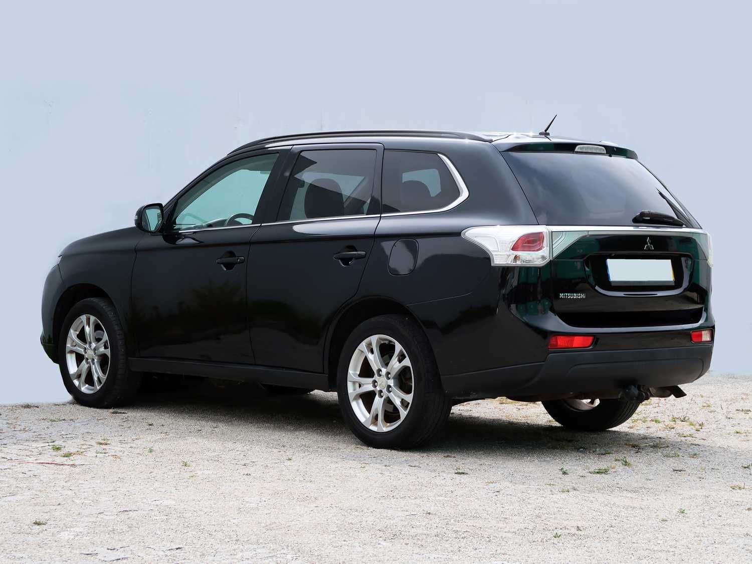 Mitsubishi Outlander 2.2 D-iD 150cv, 7 lug, full equip, 2014