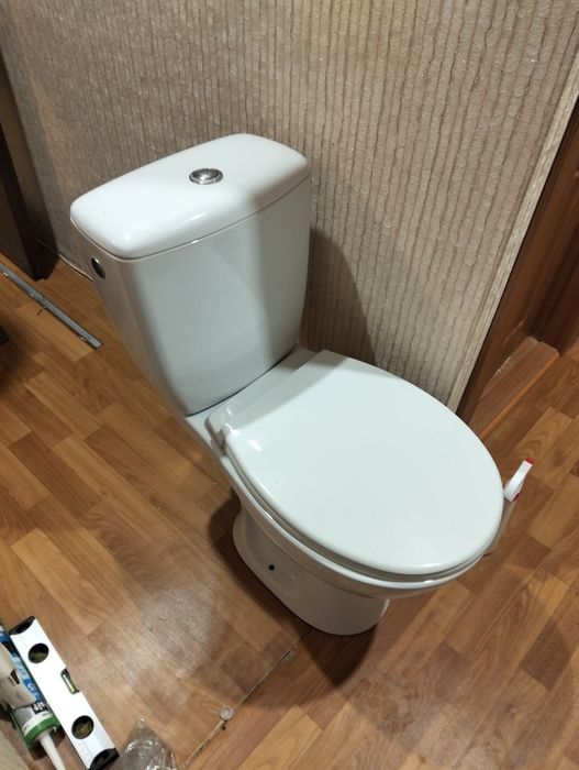 Продам унитаз как новый