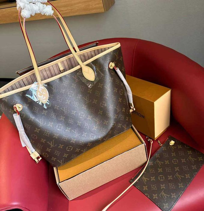 Torebka damska elegancka Louis Vuitton LV od reki 87-9