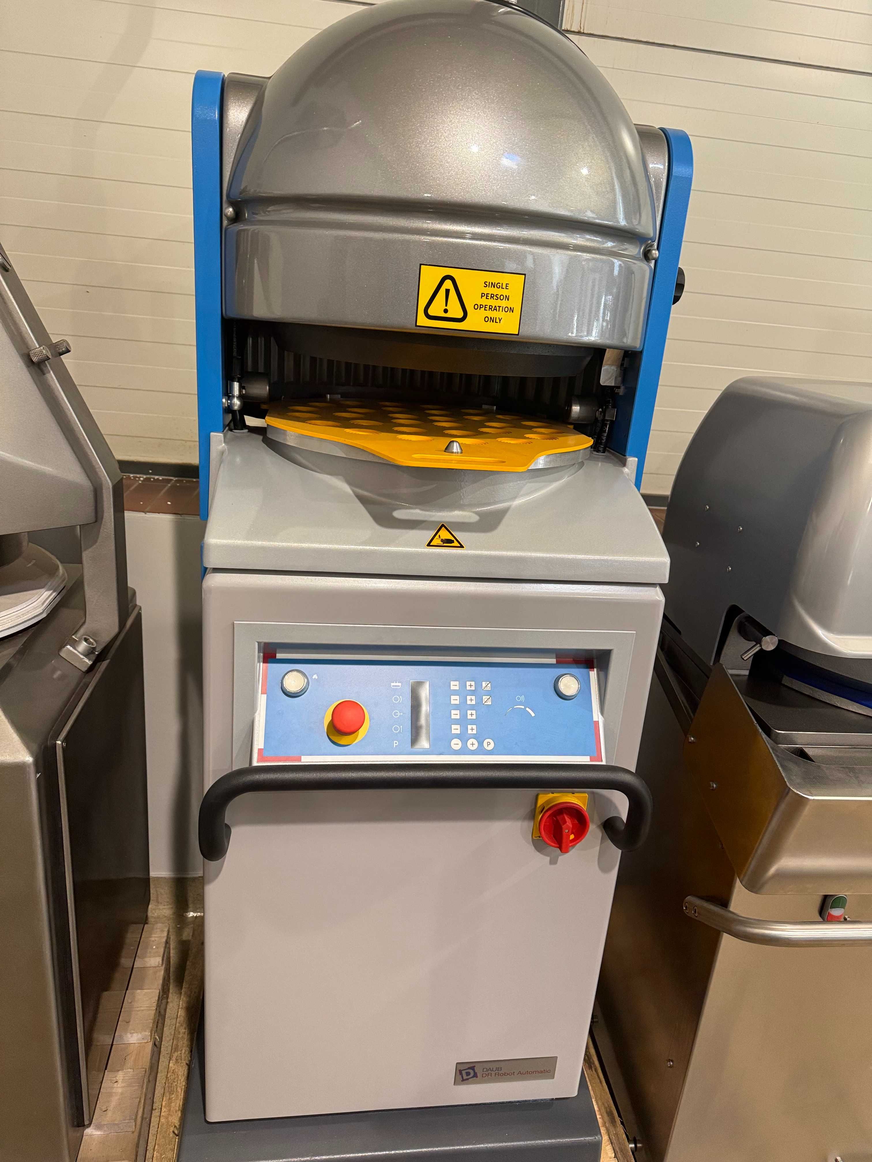 Dzielarko-zaokrąglarka automatyczna Daub