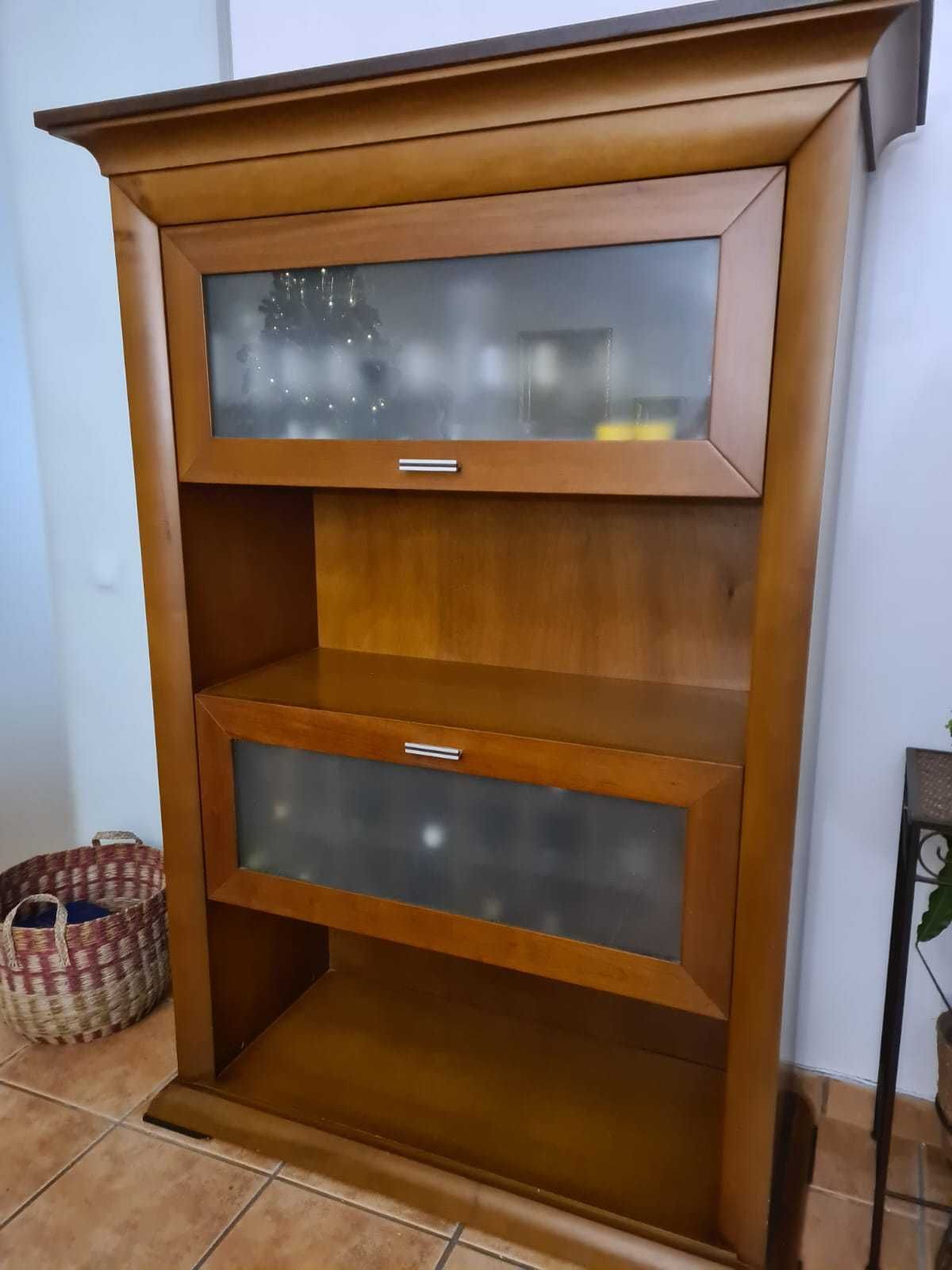 Movel bar,vai ficar muito bem na tua sala