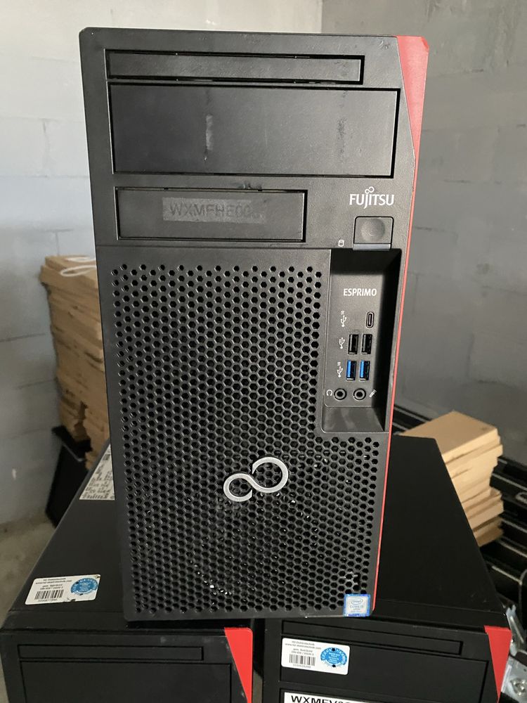 30x Fujitsu P958/94+ i5-8500/8DDR4/ NO HDD