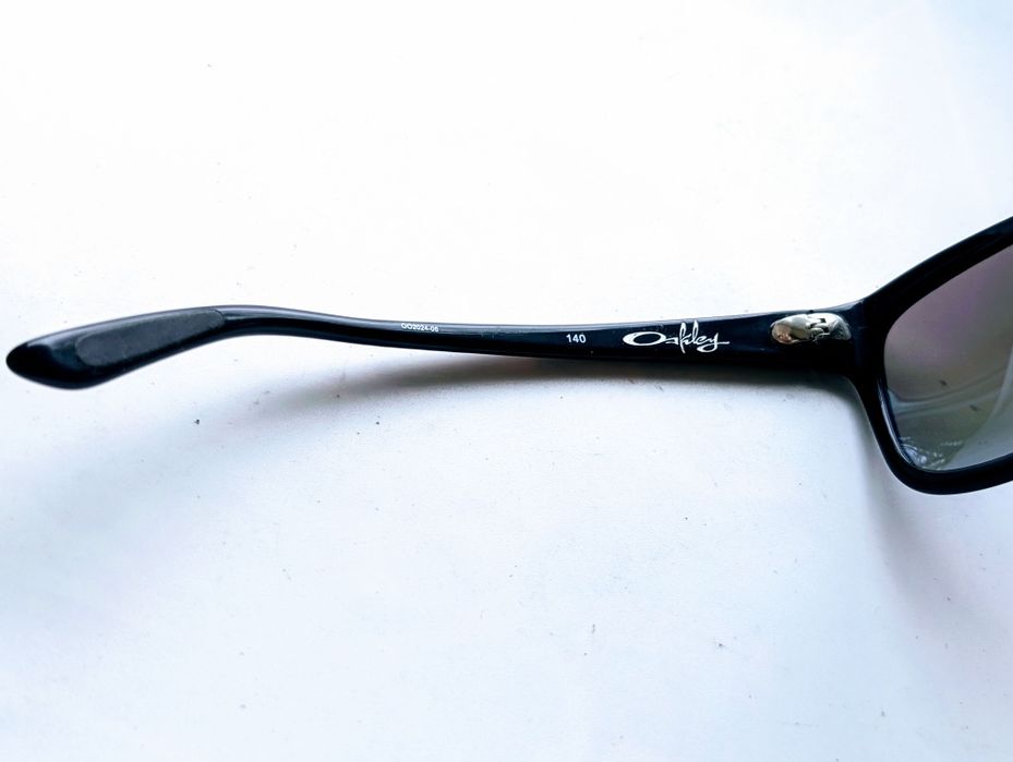 Солнцезащитные очки Oakley confront