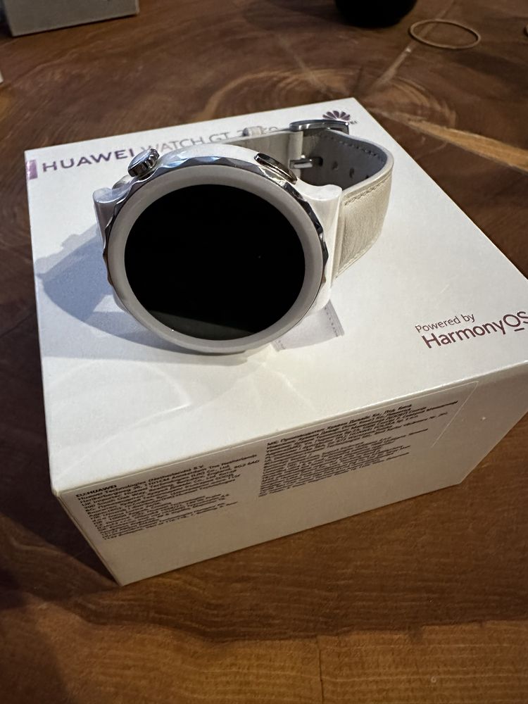 Smartwatch Huawei Watch GT3 Pro biały