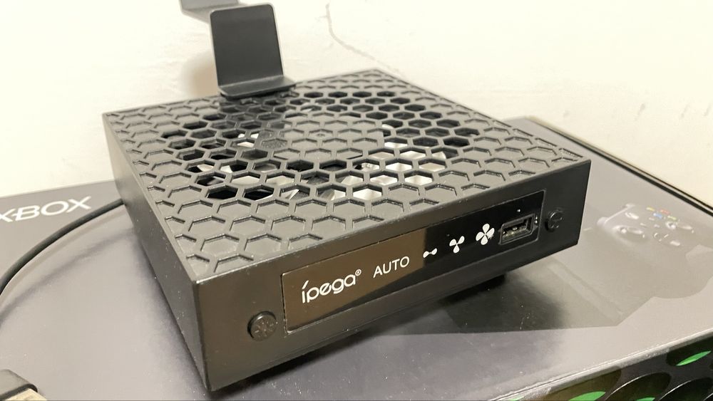 Sprzedam konsole Xbox Series X