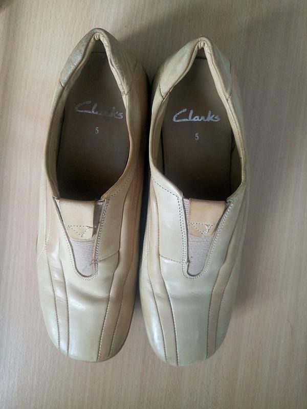 Брендовые слипоны,мокасины,туфли.кларкс.кожа.унисекс.
Clarks