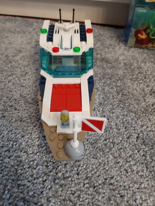 Zestaw lego 60221 Łódź, jacht