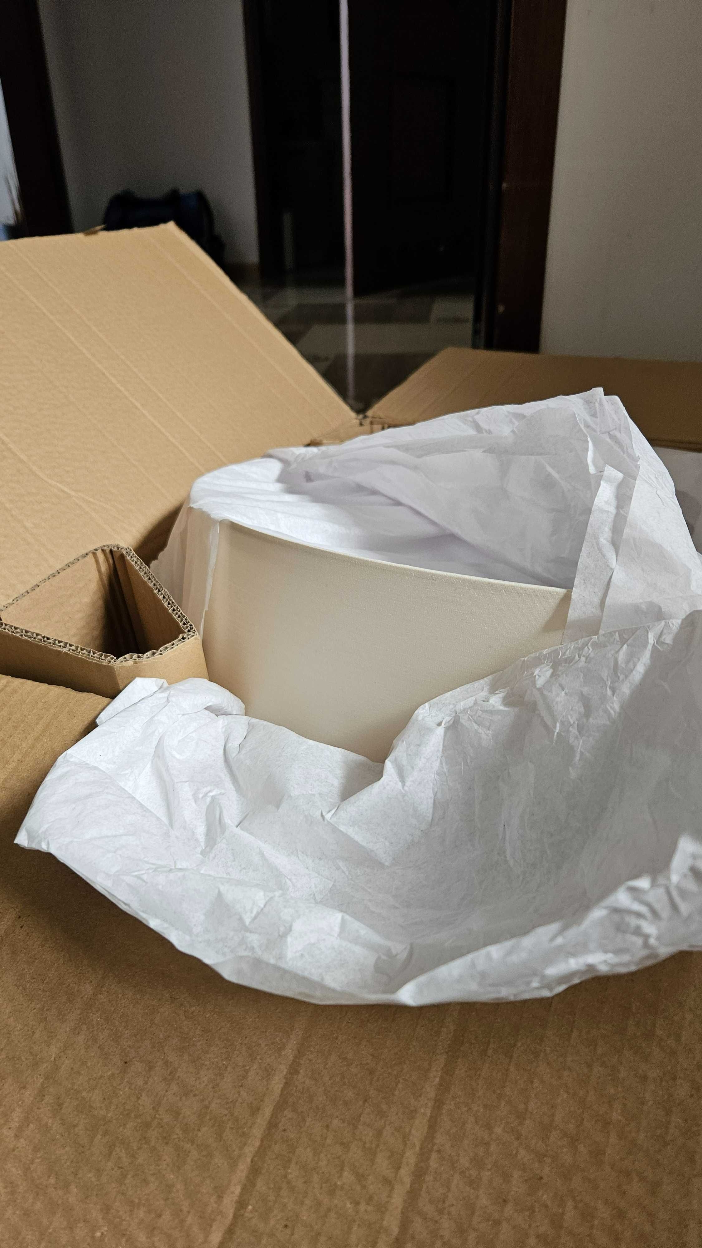 Lampa sufitowa plafon NOWY marka SKLUM kolor kremowy srednica 50 cm