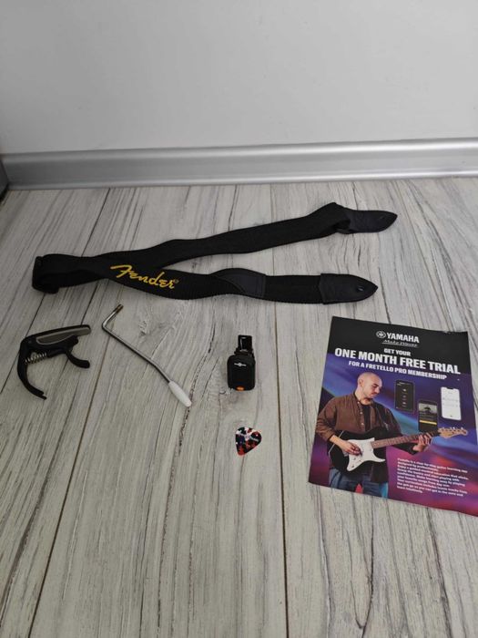 Zestaw giarowy: Yamaha Pacifica 012 +Line 6 Spider V 20MkII +akcesoria
