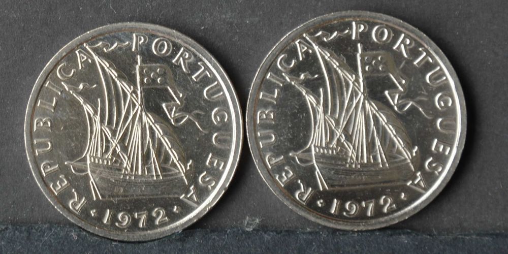 Portugal 10 escudos 1972 - 2 normal e invertida - olx X10216