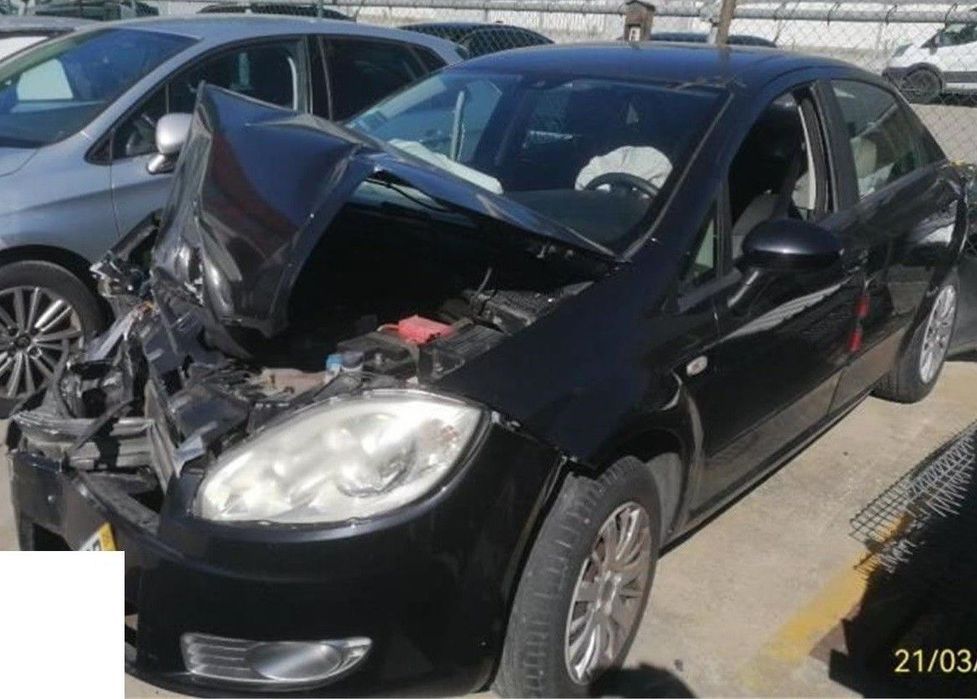 Fiat Linea 1.4i de 2008 disponível para peças