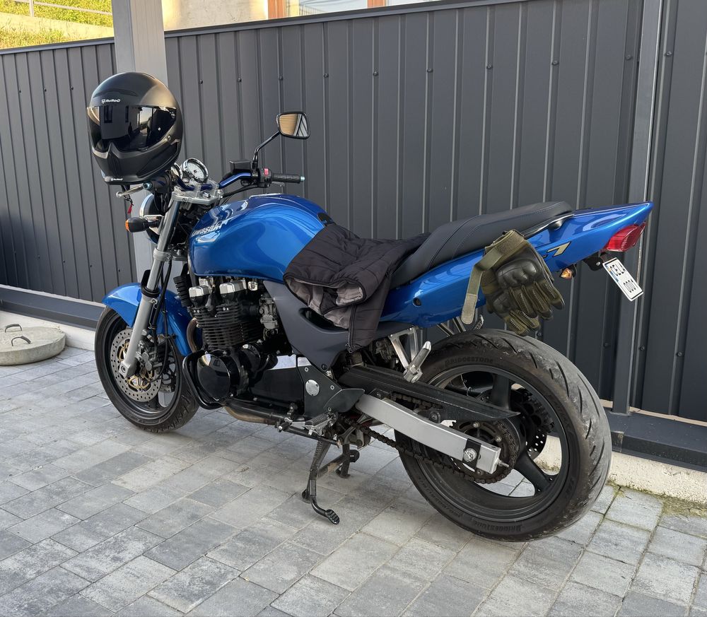 Мотоцикл Kawasaki zr 7
